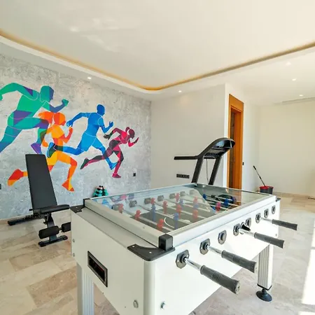 5 Bedroom 3911 Villa *