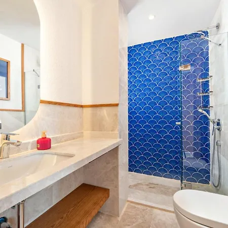 5 Bedroom 3911 Villa Kalkan