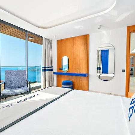 5 Bedroom 3911 Kalkan